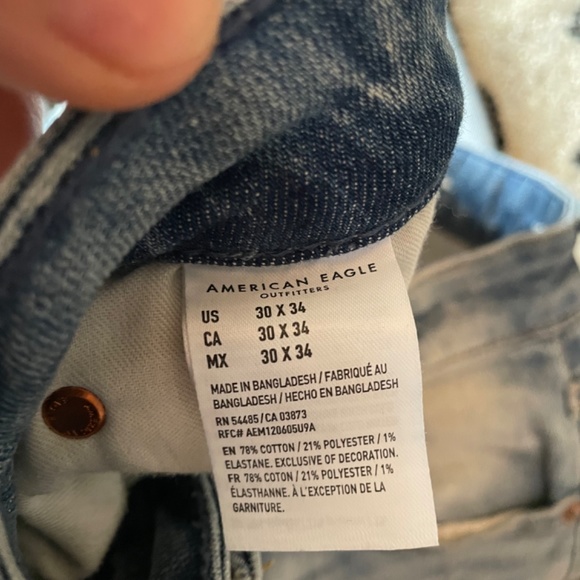 American Eagle Men’s Slim Destroyed Ripped Light-Wash Jeans 30x34 Like-New - Picture 3 of 4